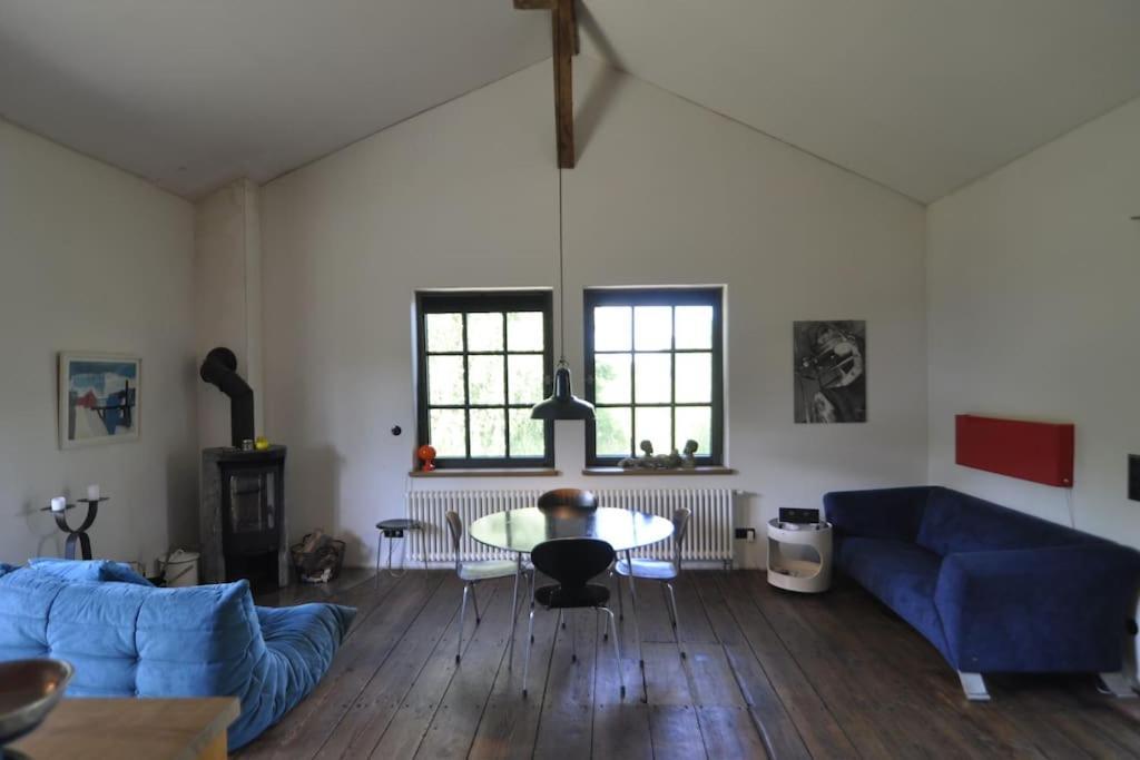 Romantisches Studio Am Waldesrand Mit Gartensauna Schwarz エクステリア 写真