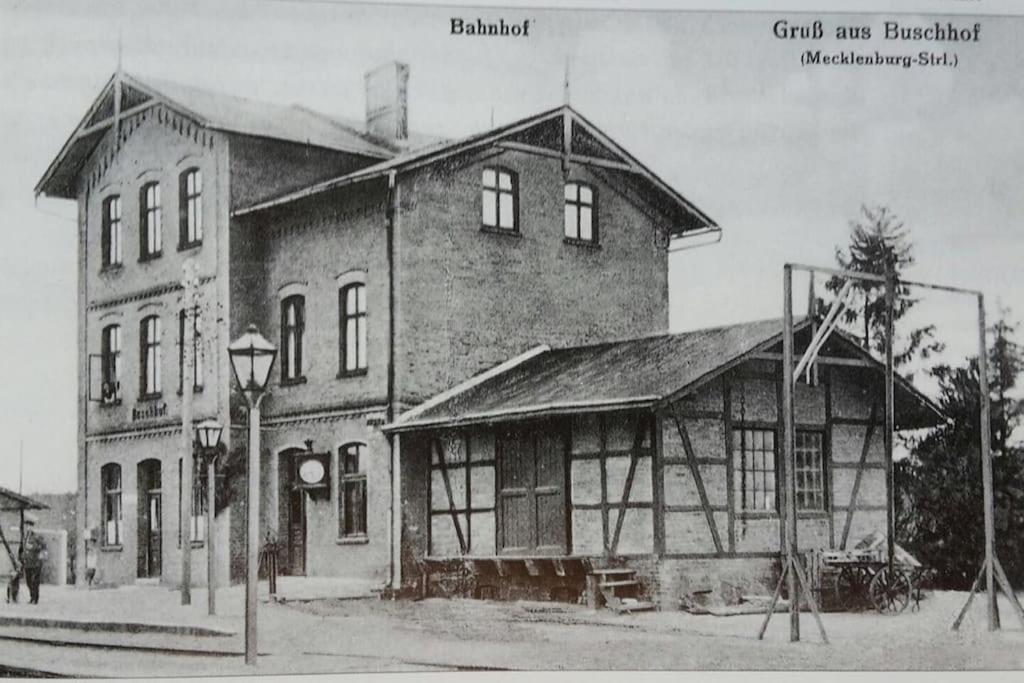 Romantisches Studio Am Waldesrand Mit Gartensauna Schwarz エクステリア 写真